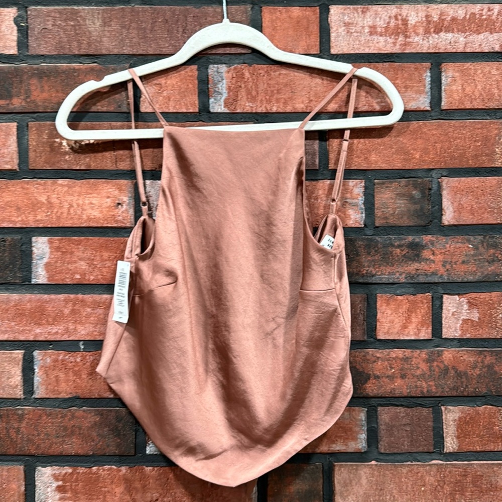 Aritzia Sunday best top